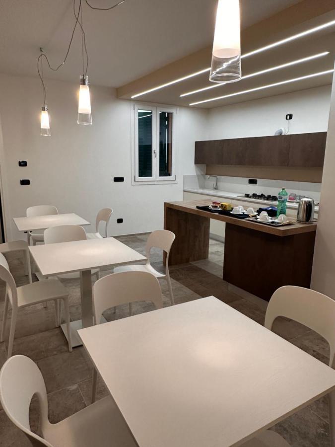 Il Fenicottero Bed & Breakfast โคมัคคิโอ ภายนอก รูปภาพ