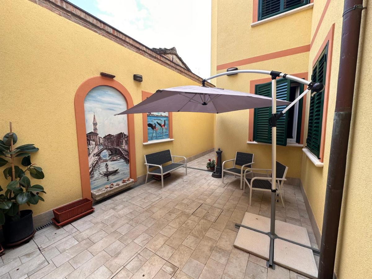 Il Fenicottero Bed & Breakfast โคมัคคิโอ ภายนอก รูปภาพ